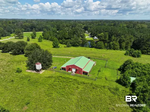 171 Red Barn Rd, Evergreen, AL 36401