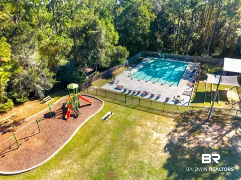 Exterior - 106 Iris Cir, Daphne, AL 36526 photo 8 of 8