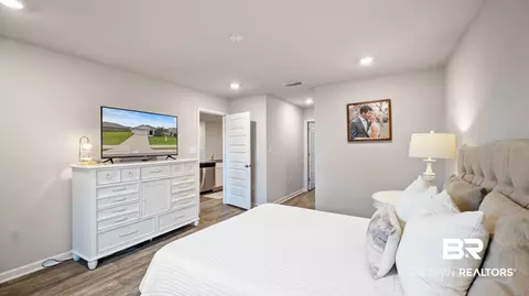 Bedroom - 8087 Irwin Loop, Daphne, AL 36526 photo 2 of 4