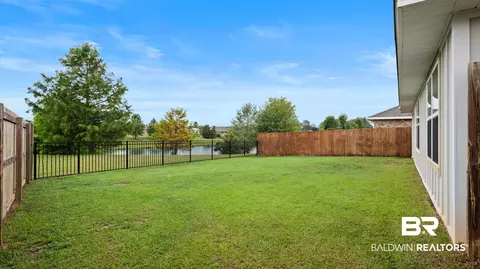 Exterior - 8087 Irwin Loop, Daphne, AL 36526 photo 2 of 3