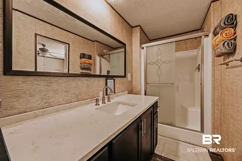 Bath - 25015 Pompano Dr, Elberta, AL 36530 photo 3 of 3