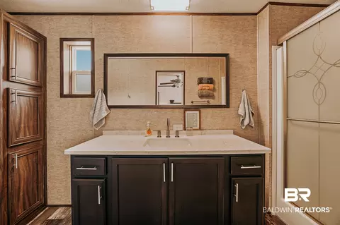 Bath - 25015 Pompano Dr, Elberta, AL 36530 photo 2 of 3