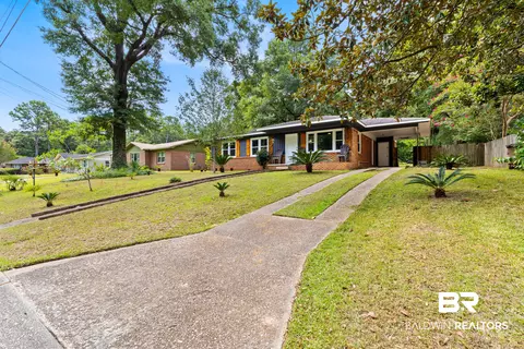 Exterior - 5609 Diane Dr, Mobile, AL 36618 photo 6 of 6