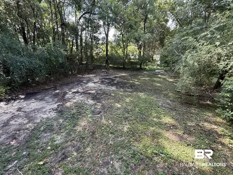 553 4th Ave, Chickasaw, AL 36611 photo 13