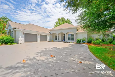 339 Royal Dr, Gulf Shores, AL 36542