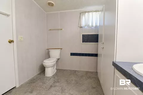 Bath - 13960 A Styx River Rd, Stapleton, AL 36578 photo 2 of 4