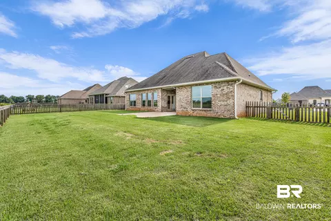 Exterior - 11497 Alabaster Dr, Daphne, AL 36526 photo 9 of 11