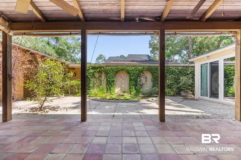 Exterior - 25 Edgefield Rd, Mobile, AL 36608 photo 3 of 5