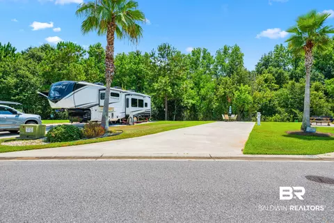11863 Gateway Dr #90, Elberta, AL 36530 photo 4
