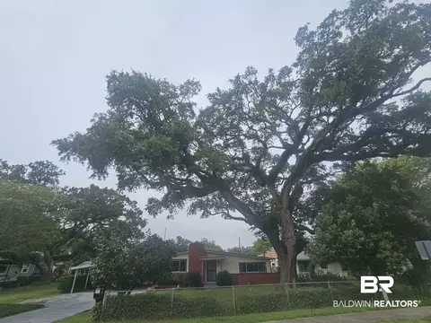 506 E Sunset Ave, Pensacola, FL 32507