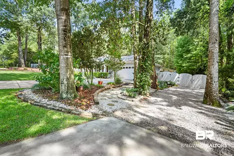 Exterior - 111 Lakeview Loop, Daphne, AL 36526 photo 4 of 14