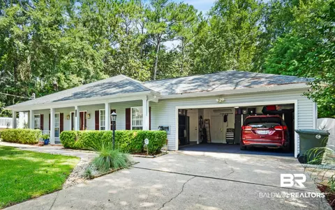 Exterior - 111 Lakeview Loop, Daphne, AL 36526 photo 3 of 14