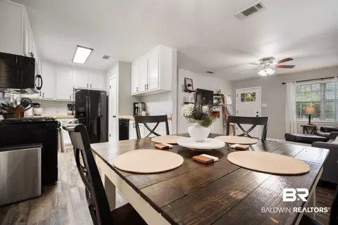 Dining - 7327 Jeff Glaze Cir, Mobile, AL 36619 photo 2 of 2