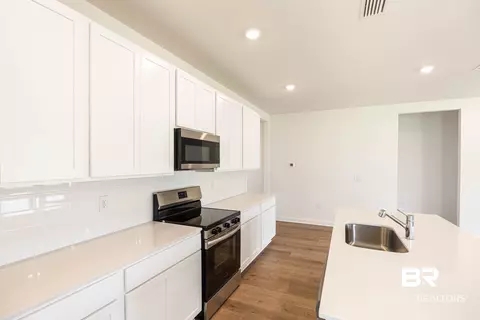 Kitchen - 19178 Maple Crest Loop, Foley, AL 36535 photo 2 of 3