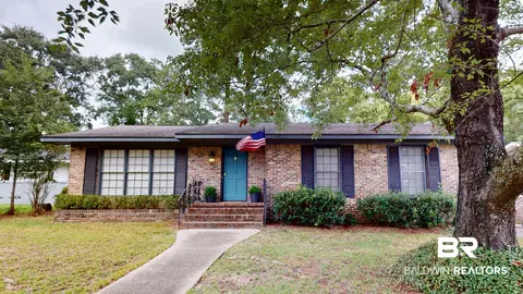 Exterior - 2760 Brevard Dr, Mobile, AL 36606 photo 3 of 3