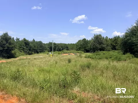 27419 Linholm Rd, Robertsdale, AL 36567