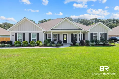 5749 Orchard Ln, Grand Bay, AL 36541