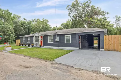 Exterior - 1203 Next St, Mobile, AL 36617 photo 4 of 5