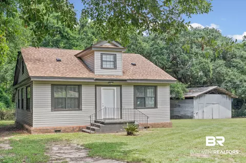 8460 Lake Tahoe Dr, Theodore, AL 36582