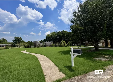 3690 Heather Ct, Mobile, AL 36618 photo 2