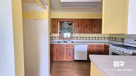 Kitchen - 210 N Beech St, Foley, AL 36535 photo 1 of 2