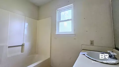 Bath - 210 N Beech St, Foley, AL 36535 photo 5 of 6