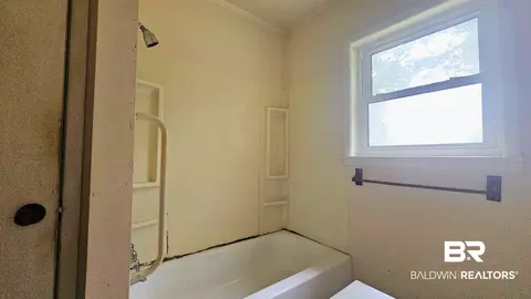 Bath - 210 N Beech St, Foley, AL 36535 photo 2 of 6