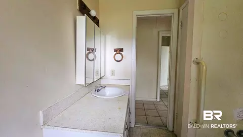 Bath - 210 N Beech St, Foley, AL 36535 photo 3 of 6