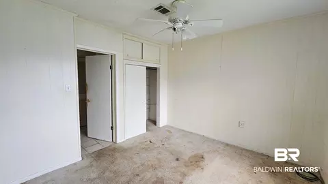 Bedroom - 210 N Beech St, Foley, AL 36535 photo 2 of 8