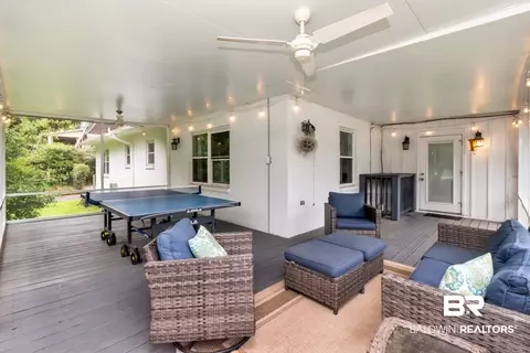 Exterior - 620 Tuthill Ln, Mobile, AL 36608 photo 3 of 9
