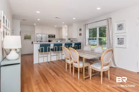 Dining - 620 Tuthill Ln, Mobile, AL 36608 photo 2 of 4