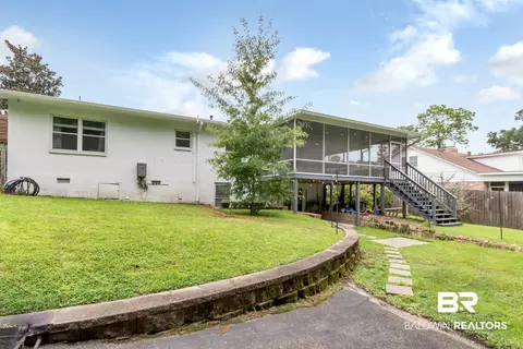 Exterior - 620 Tuthill Ln, Mobile, AL 36608 photo 7 of 9