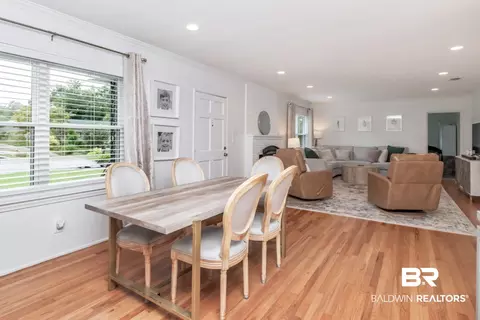 Dining - 620 Tuthill Ln, Mobile, AL 36608 photo 3 of 4