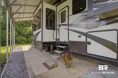 425 Elberta Loop, Lillian, AL 36549 photo 3