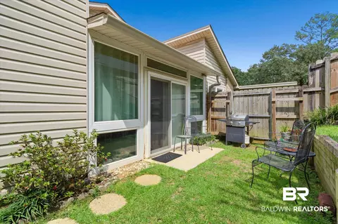 Exterior - 1812 Spring Brook Ct, Mobile, AL 36609 photo 3 of 5