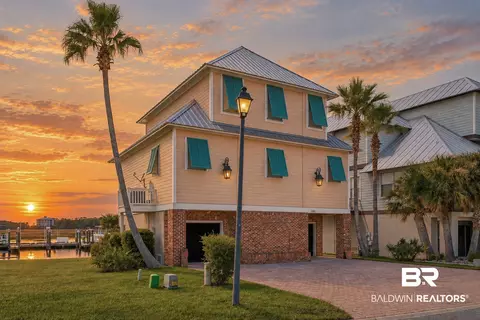 3885 Lafitte Blvd, Gulf Shores, AL 36542