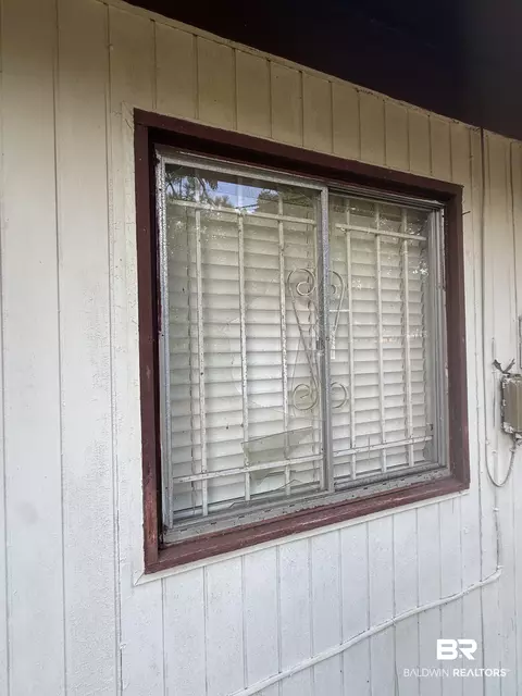 Exterior - 6102 Lorma Rd, Mobile, AL 36608 photo 3 of 3