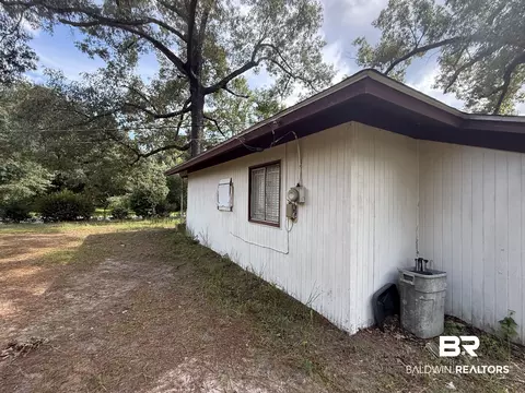 Exterior - 6102 Lorma Rd, Mobile, AL 36608 photo 2 of 3