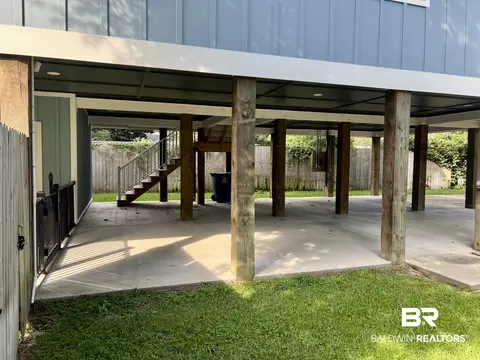 Exterior - 5219 Pine Rd, Orange Beach, AL 36561 photo 6 of 13