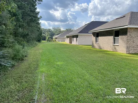 Exterior - 620 Mayflower Dr, Foley, AL 36535 photo 14 of 14