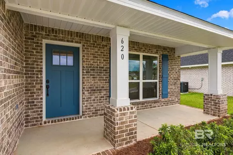 Exterior - 620 Mayflower Dr, Foley, AL 36535 photo 3 of 6