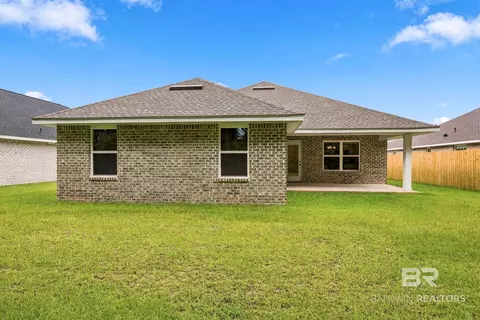 Exterior - 620 Mayflower Dr, Foley, AL 36535 photo 4 of 6