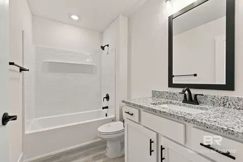 Bath - 620 Mayflower Dr, Foley, AL 36535 photo 2 of 2