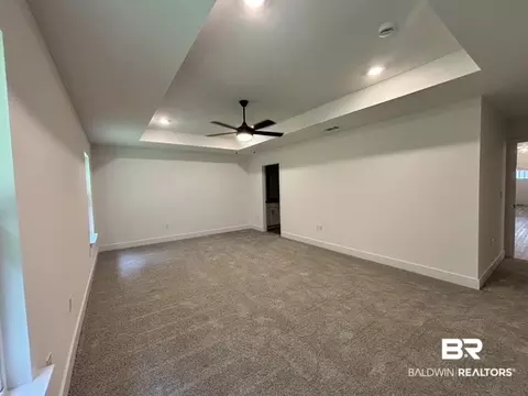 Living - 620 Mayflower Dr, Foley, AL 36535 photo 3 of 3
