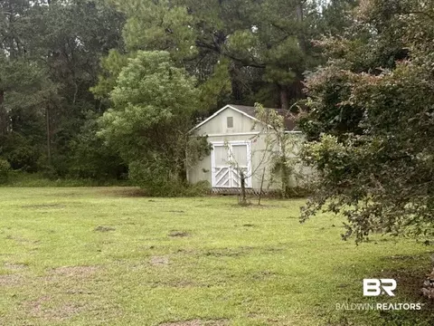 Exterior - 14000 Boros Rd, Elberta, AL 36530 photo 3 of 7