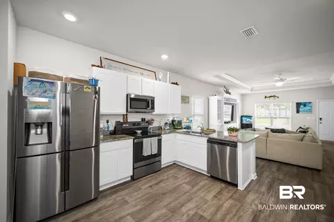 Kitchen - 23997 Veranda Cir, Elberta, AL 36530 photo 1 of 1