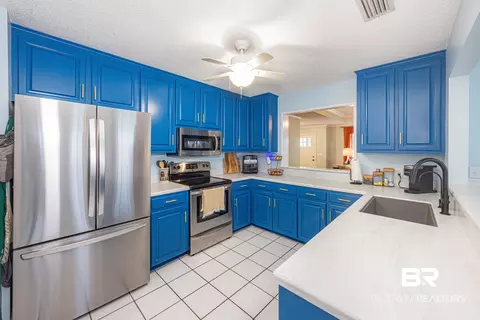 Kitchen - 106 Avon Cir, Daphne, AL 36526 photo 2 of 6