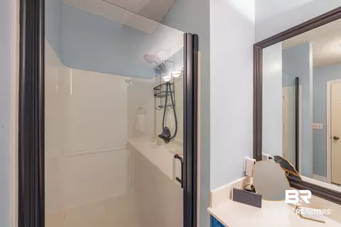 Bath - 106 Avon Cir, Daphne, AL 36526 photo 3 of 5