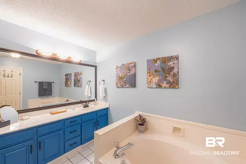 Bath - 106 Avon Cir, Daphne, AL 36526 photo 1 of 5