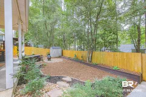 Exterior - 106 Avon Cir, Daphne, AL 36526 photo 14 of 15